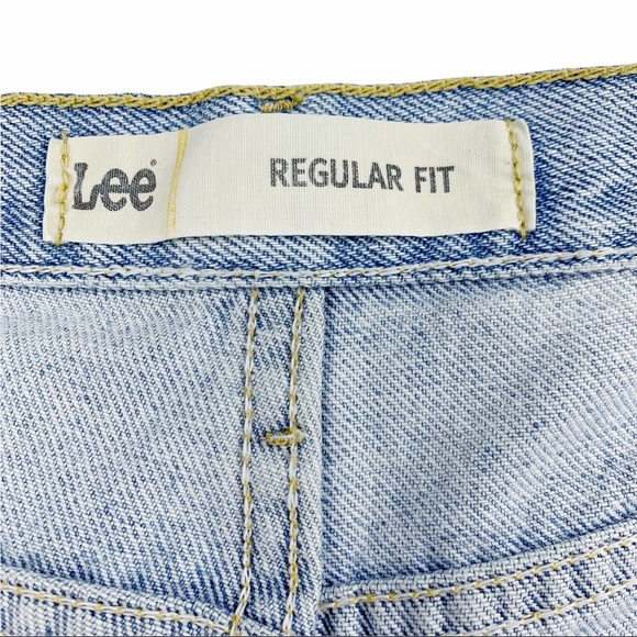 Vintage Lee Light Blue Wash Jeans Regular Fit - Picture 11 of 15